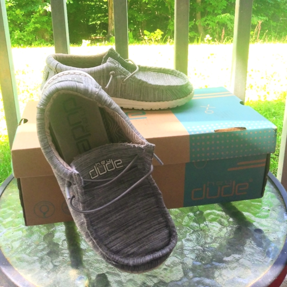 Hey Dude Wally youth shoes